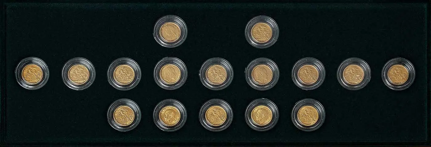 1900 - 1915 Gold Uncirculated Half Sovereign A Golden Finale Coin Sets United Kingdom The Royal Mint 16 Coins top view