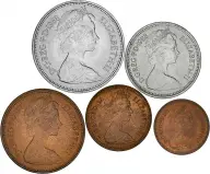 1971 Base Metal Britain's First Decimal Coins Elizabeth II Pound Sterling  Coin Sets United Kingdom The Royal Mint 5 Coins obverse