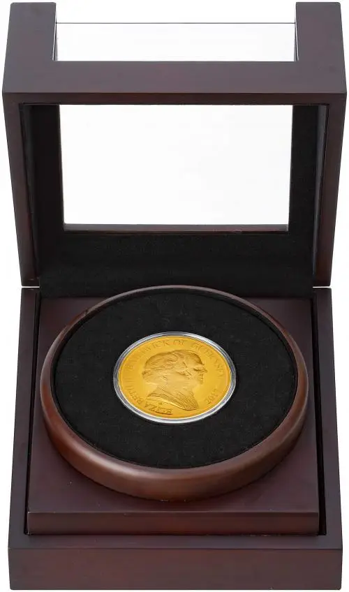 2017 5 Ounce Gold Proof Platinum Wedding Anniversary £10 Coin in box