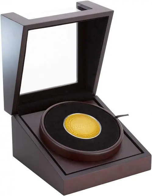 2019 5 Ounce Gold Proof 80th Anniversary of the Kings Speech £10 Coin side view
