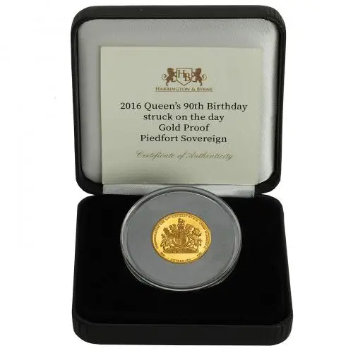 2016 Tristan Da Cunha '90th Birthday of Queen Elizabeth II' Gold Proof Piedfort Sovereign reverse display