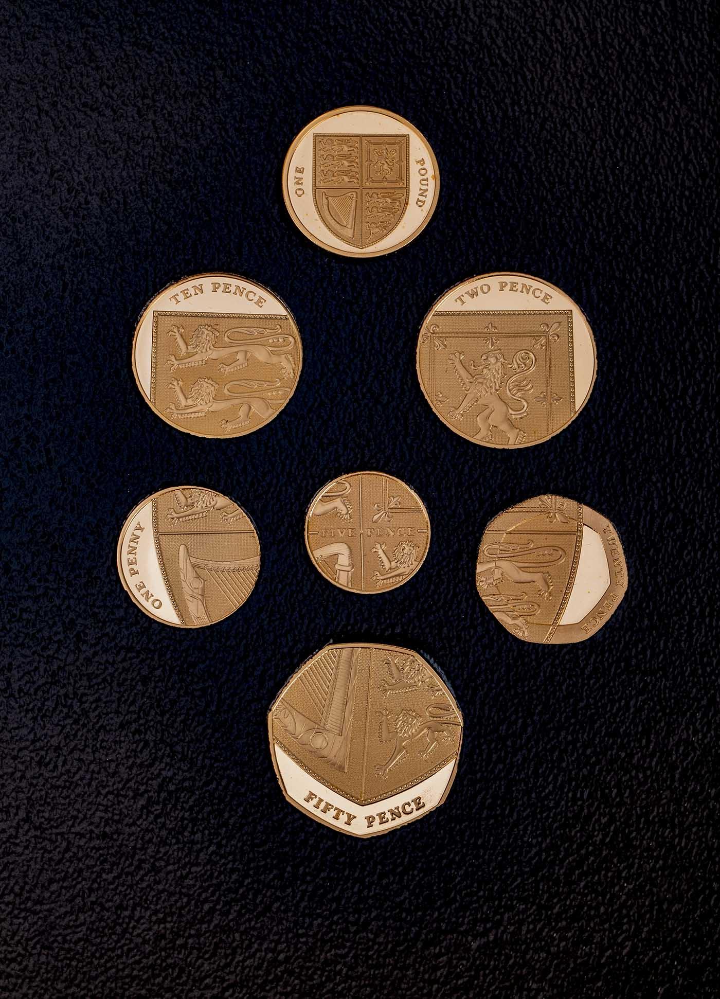 2008 Gold Proof Annual Royal Shield Of Arms | Chards