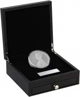 2021 Gothic Crown Victoria Portrait 5 oz Silver Proof Coin Presentation Box