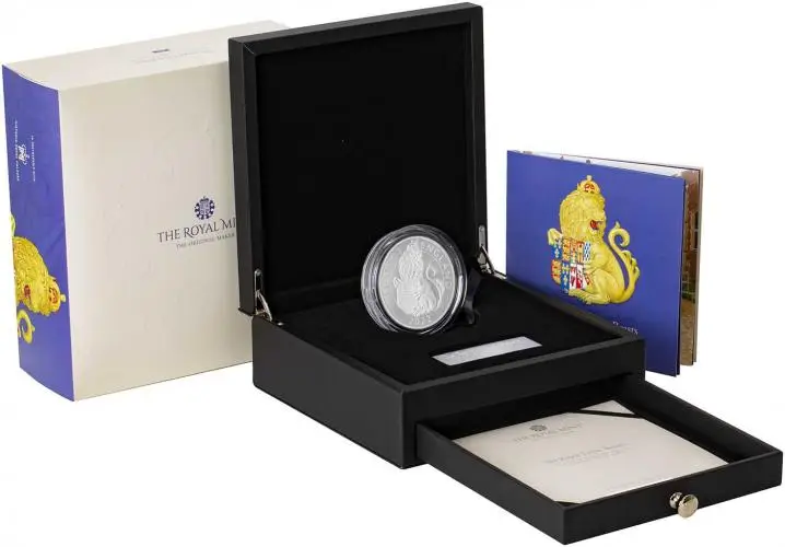 2022 Tudor Beasts Lion of England 10 oz Silver Proof Coin in box side view