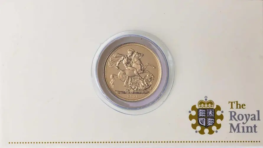 2011 Gold Bullion Ungraded Full Sovereign Elizabeth II Happy Birthday  Coin With Box United Kingdom The Royal Mint Fourth Portrait in capsule and card