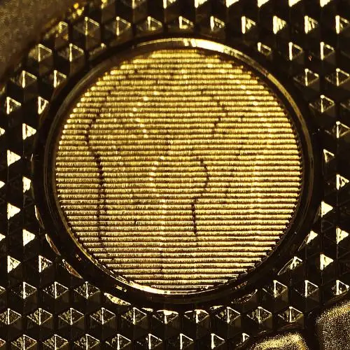 1 oz Gold 'Britannia' Bullion Minted Bar (Secure) padlock