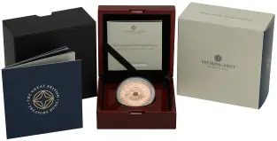 2026 'The Penny Drops' Great British Treasure Hunt £5 Gold Proof Coin display