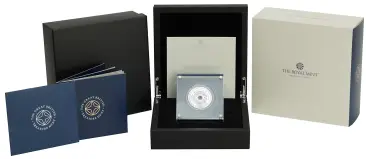 2026 'The Penny Drops' Great British Treasure Hunt £5 Silver Proof display2