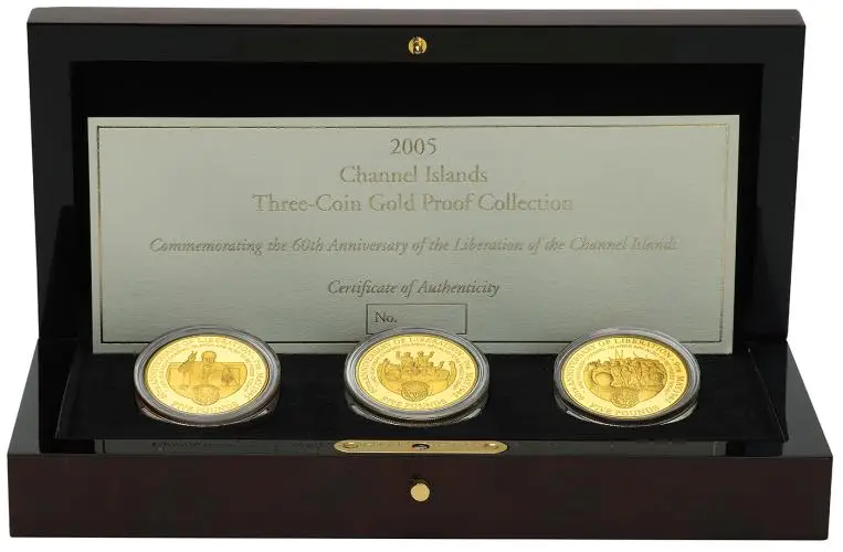2005 Gold Proof Elizabeth II  Coin with Cert Channel Islands The Royal Mint 3 Coins reverse 2