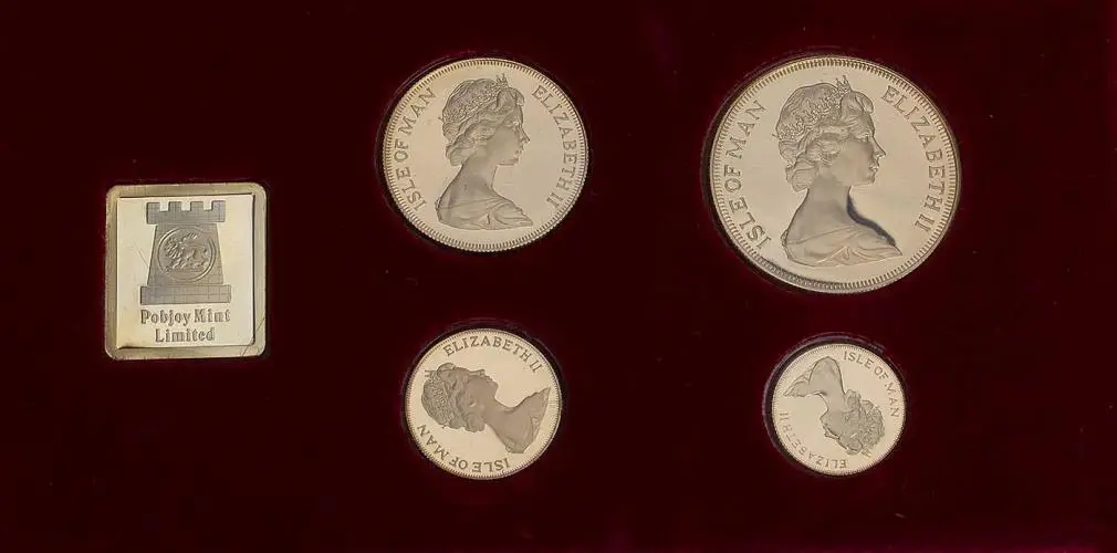 1977 Gold Proof Sovereign Elizabeth II Coin Set Isle of Man 4 Coins obverse designs