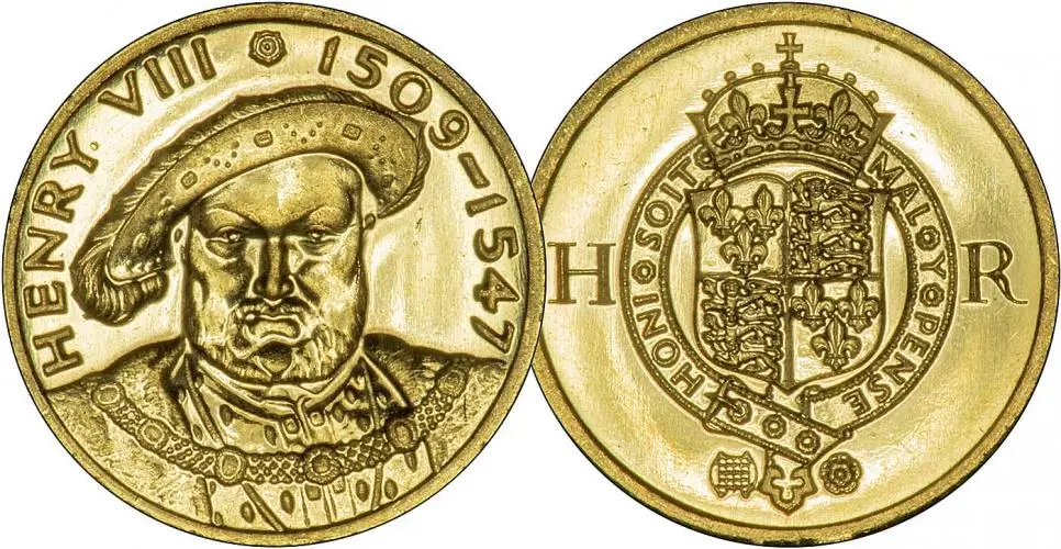 Single Medallion Gold Medallion Set Kings and Queens of England