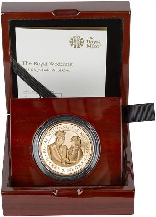 2018 UK Coin £5 / Crown Gold Proof Royal Wedding - Harry and Meghan 22485