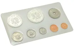 1975 Mixed Proof The First Coinage  Coin Sets Papua New Guinea The Franklin Mint 8 Coins reverse