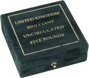 2001 Gold BU St. George & Dragon £5 / Crown  Coin Single United Kingdom The Royal Mint closed box